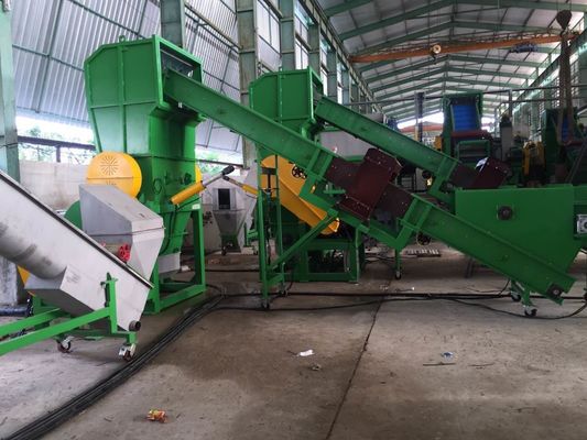 2000kg / H 380V ضایعات ماشین بازیافت پلاستیک پلی استار
