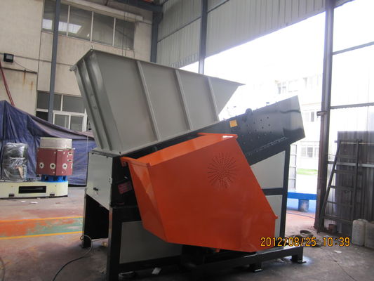 69 عدد دستگاه خردکن تک شافت Rotary Blade 2ton / H